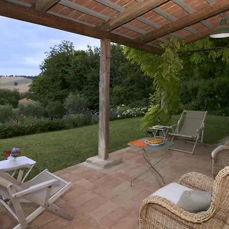 Spacious Mansion In With Barbecue Casa de Férias Corinaldo