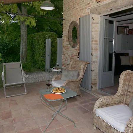 Casa vacanze Spacious Mansion In With Barbecue