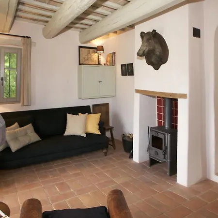 Casa vacanze Spacious Mansion In With Barbecue *