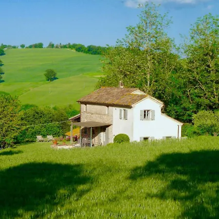 Casa vacanze Spacious Mansion In With Barbecue